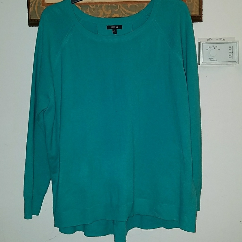 Women's sweater-SOLD